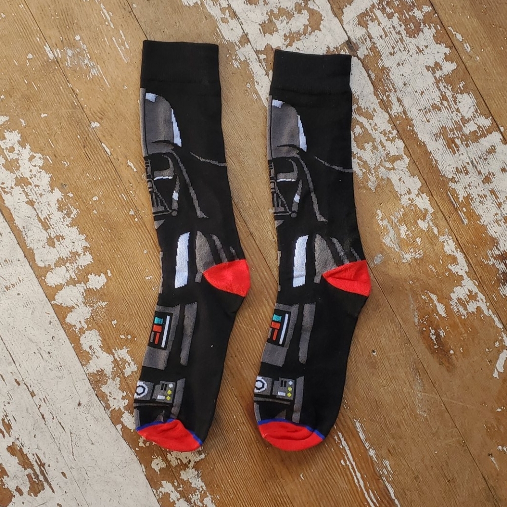Darth Vader Socks - Picture 2 of 3